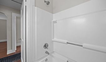 4220 Montague Ave, Ayden, NC 28513