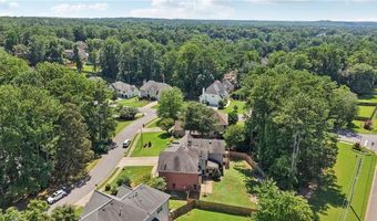 1496 Fallsbrook Ct NW, Acworth, GA 30101