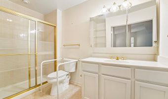 7101 BAY FRONT Dr #202, Annapolis, MD 21403