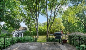 1009 OAK TREE Rd, Akron, OH 44320