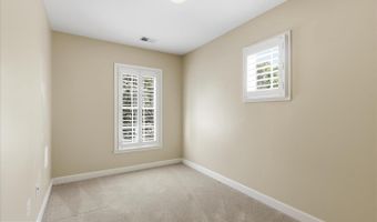 5014 GLEN PARK Rd, Annandale, VA 22003