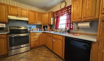 35 Hillcrest Ter, Brattleboro, VT 05301