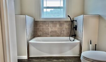 360 Rainbow Ln, Asbury, WV 24916