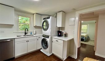 1034 Charles Ave, Charlotte, NC 28205