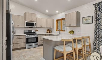 3935 Pine Cove Rd, Billings, MT 59102
