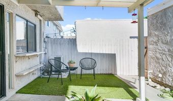 2155 W Banbury Cir, Anaheim, CA 92804