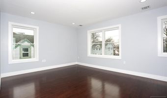 46 Phelps Ave, Bergenfield, NJ 07621