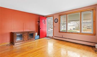 21 Helen Ave, Coventry, RI 02816