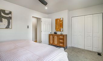 1325 BARNABY Ter SE, Washington, DC 20032