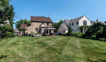 151 Lakewood Blvd, Madison, WI 53704