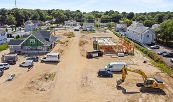 151 153 East Main St 14, Clinton, CT 06413