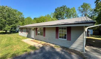 1140 ELK Dr, Alexander City, AL 35010