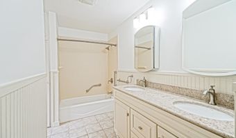 33810 N HERON Dr, Lewes, DE 19958