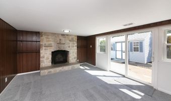 2870 WOODLAND Rd, Abington, PA 19001