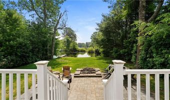 110 Vine St, Coventry, RI 02816