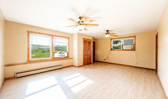 28 S Rail Rd, Banner, WY 82832