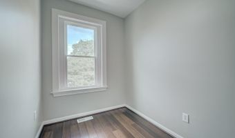 82 T St NW 2, Washington, DC 20001