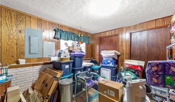 129 Hidden Tree Ln, Amherst, OH 44001