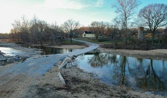 9372 State Highway PP, Ava, MO 65608