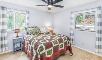 81 Amsoil Dr, Bakersville, NC 28705
