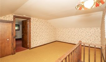2909 Sanitarium Rd, Akron, OH 44312