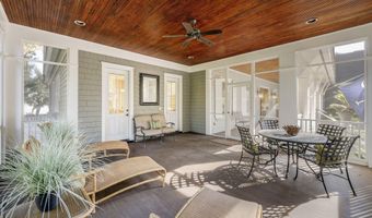 31 Anchorage Way, Beaufort, SC 29902