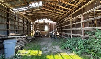 16465 Almont, Allenton, MI 48002