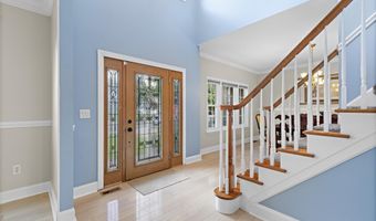 153 Vivas Dr, Barnegat, NJ 08005