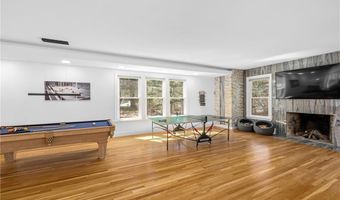 35 River Run, East Greenwich, RI 02818