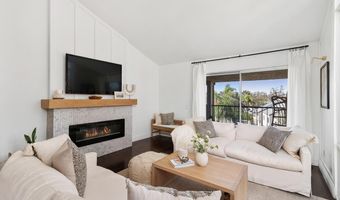832 Kalpati Cir H, Carlsbad, CA 92008