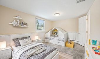 827 Limecrest Rd, Andover, NJ 07860