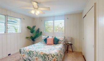 550 Olomana St, Kailua, HI 96734