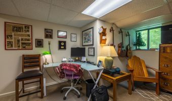 180 Longview Heights Rd, Athens, OH 45701