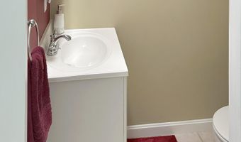 1016 State St, Bangor, ME 04401