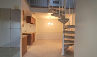 6903- B SANDRA MARIE Cir 6903B, Alexandria, VA 22310