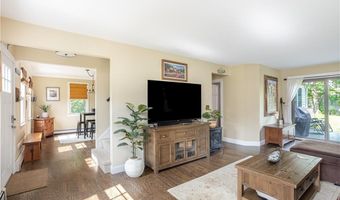 57 Warren Ave, Middletown, RI 02842