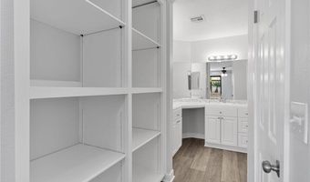 19227 Willow Dr, Apple Valley, CA 92308
