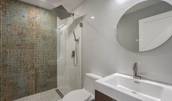 4917 ERIE St, Annandale, VA 22003