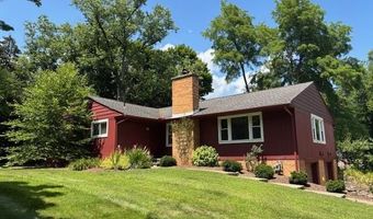 580 Riverview Dr, Ann Arbor, MI 48104