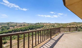 879 Stewart Canyon Rd, Fallbrook, CA 92028