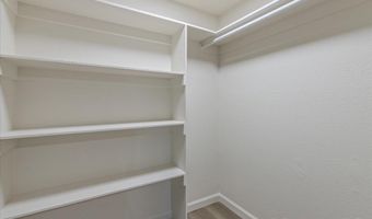 2539 E 10TH St, Cheyenne, WY 82001