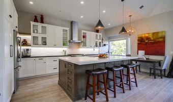 864 Del Mar Downs Rd, Solana Beach, CA 92075