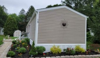 13 Valiant Dr, Coventry, RI 02816