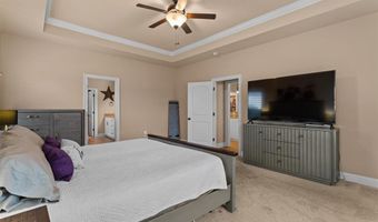 422 N Lost River Dr, Benton, LA 71006