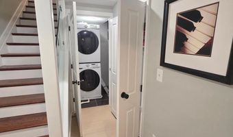 4106 GAULT Pl NE 1, Washington, DC 20019
