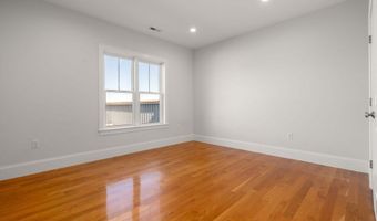 360 W 2nd 11, Boston, MA 02127