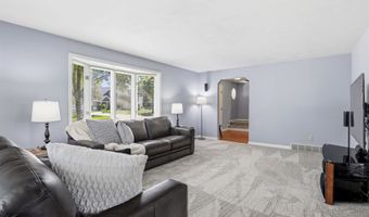 3501 N MORRISON St, Appleton, WI 54911