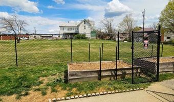 110 Morgan St, Athens, WV 24712