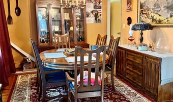 6 Winter Ln, Amityville, NY 11701