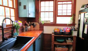 32 Old Warner Rd, Bradford, NH 03221